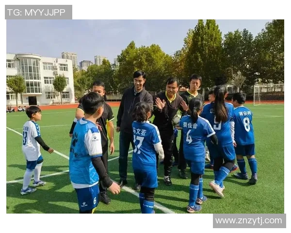 2022年足球盛事回顾与精彩瞬间分析及未来发展展望