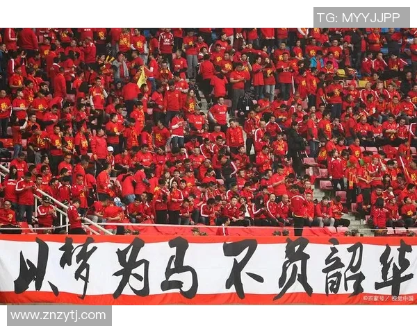 9320足球带你领略全球顶级赛事精彩瞬间与球迷热情互动的完美结合 9320足球带你领略全球顶级赛事精彩瞬间与球迷热情互动的完美结合